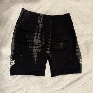 Dual Everson Seamless "Huxley" Shorts in Black/Black
Serpent 🐺